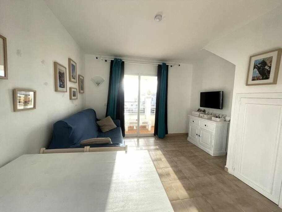 Brut Apartamento Con Piscina Cala'N Blanes  Zewnętrze zdjęcie